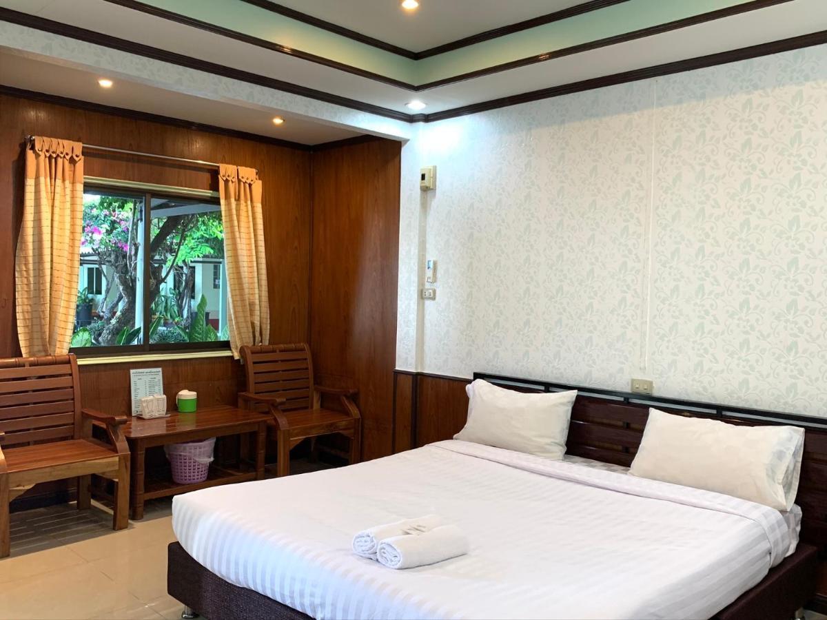 Suanpai Resort 사타힙 외부 사진