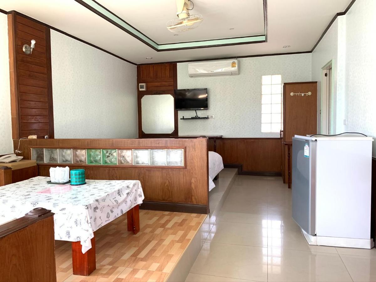 Suanpai Resort 사타힙 외부 사진