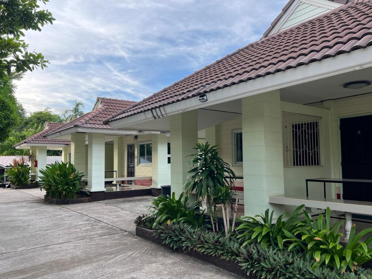 Suanpai Resort 사타힙 외부 사진