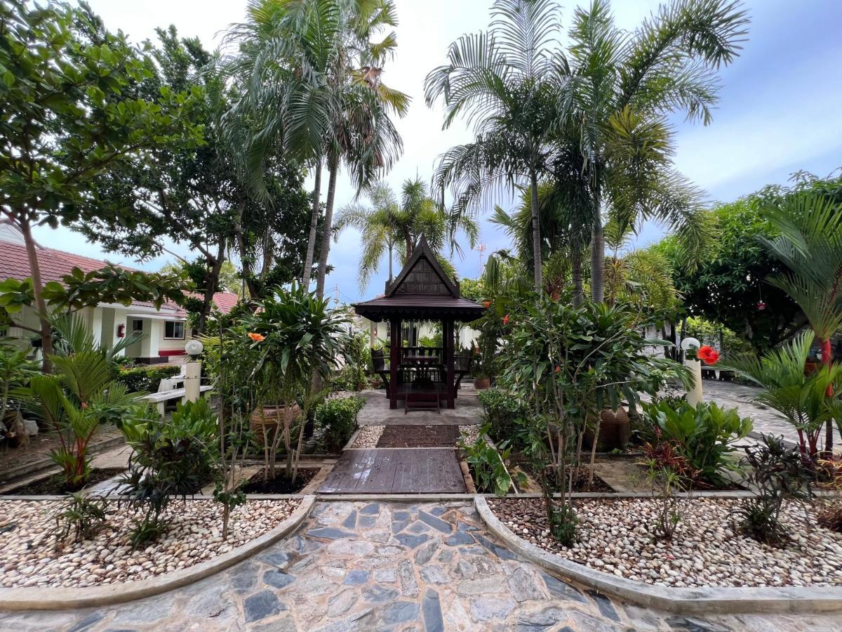 Suanpai Resort 사타힙 외부 사진