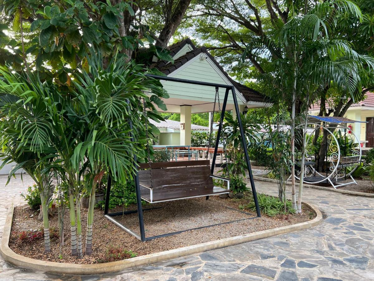 Suanpai Resort 사타힙 외부 사진