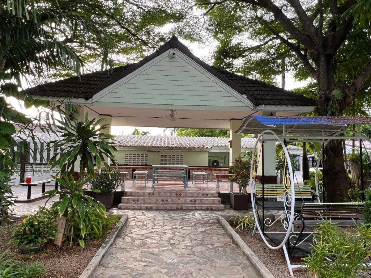 Suanpai Resort 사타힙 외부 사진