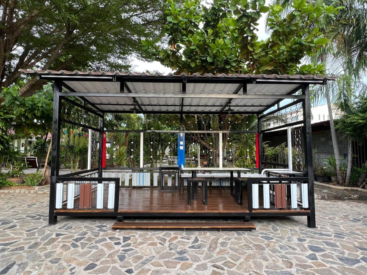 Suanpai Resort 사타힙 외부 사진