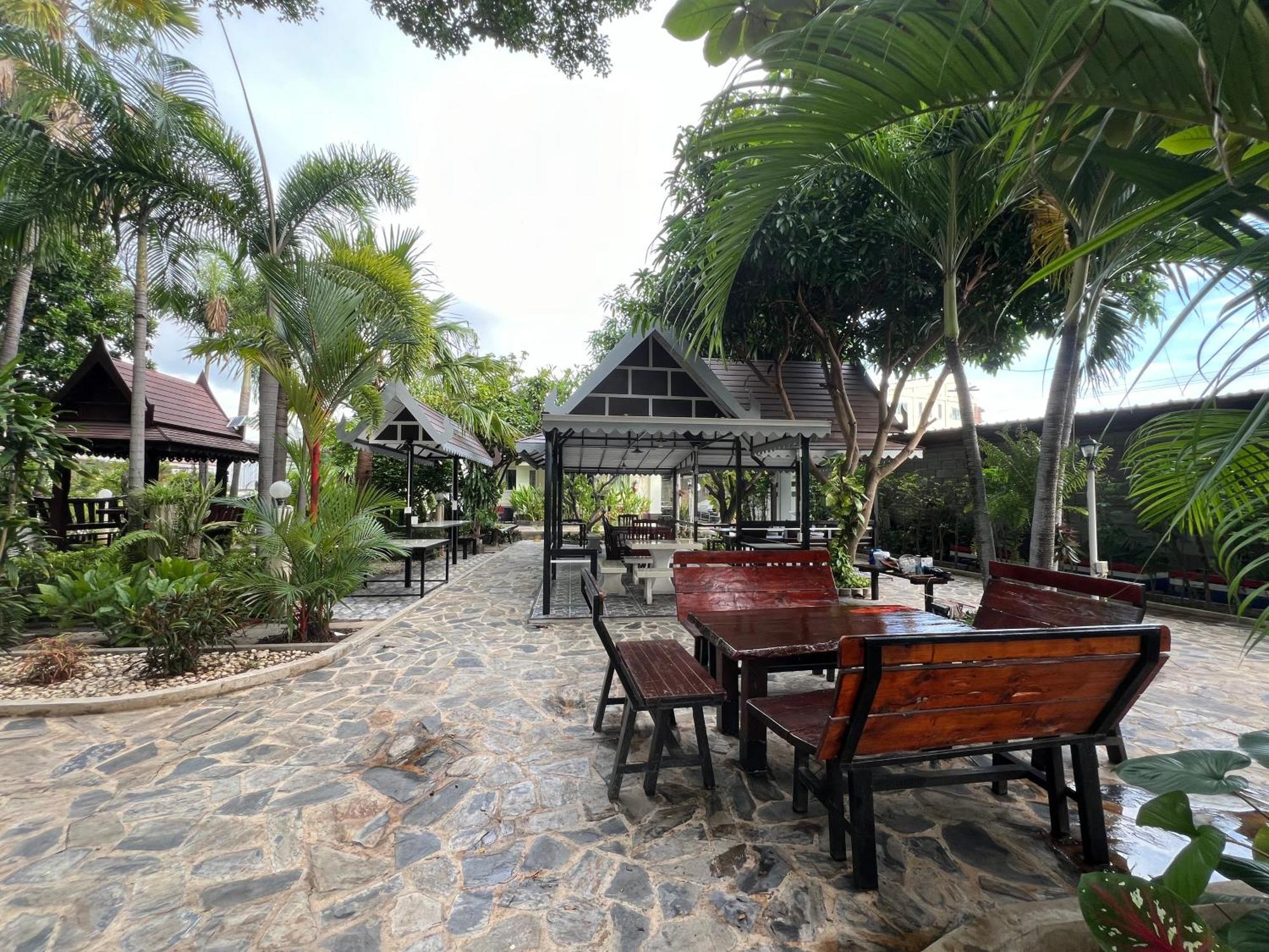 Suanpai Resort 사타힙 외부 사진