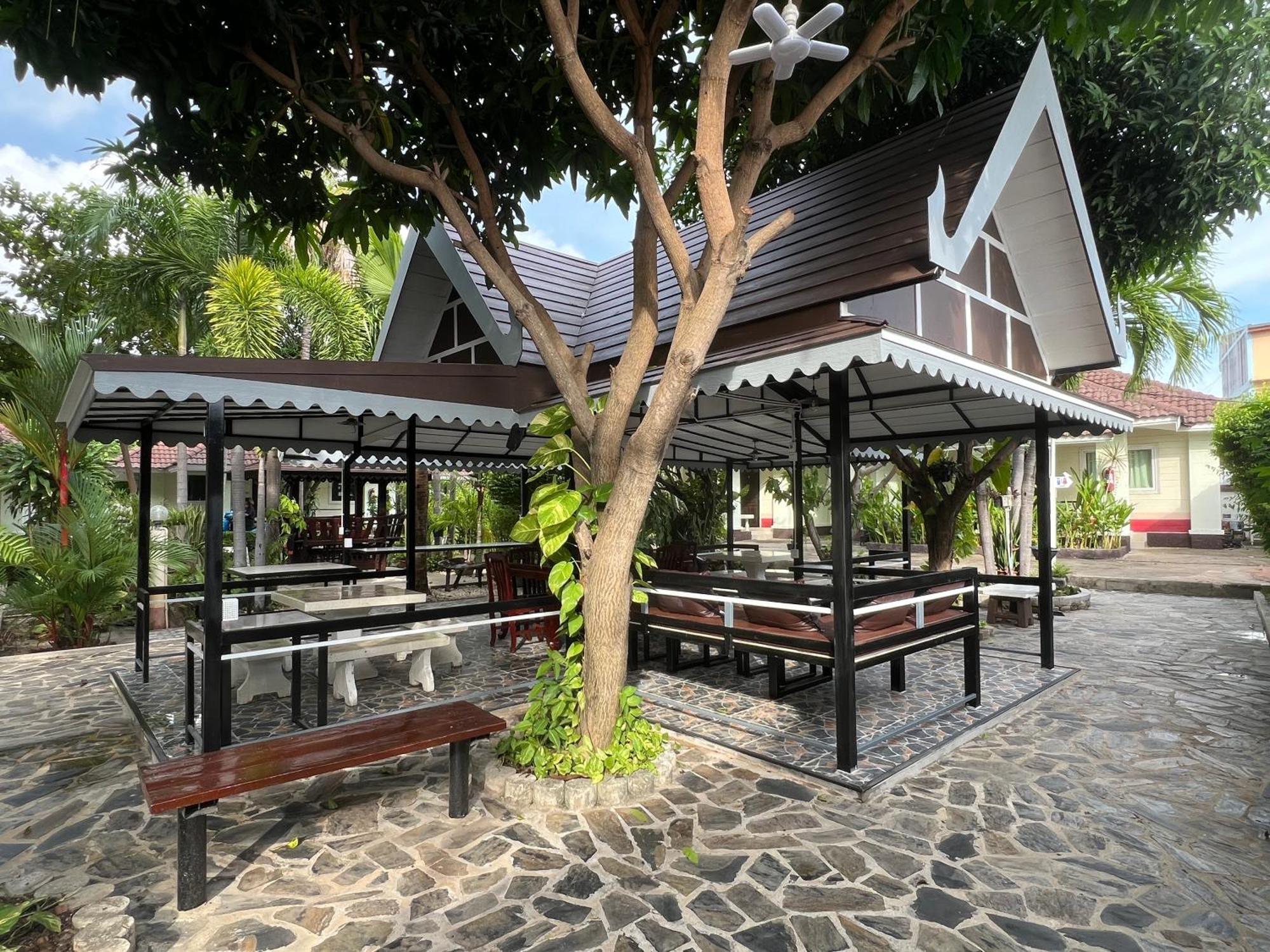 Suanpai Resort 사타힙 외부 사진